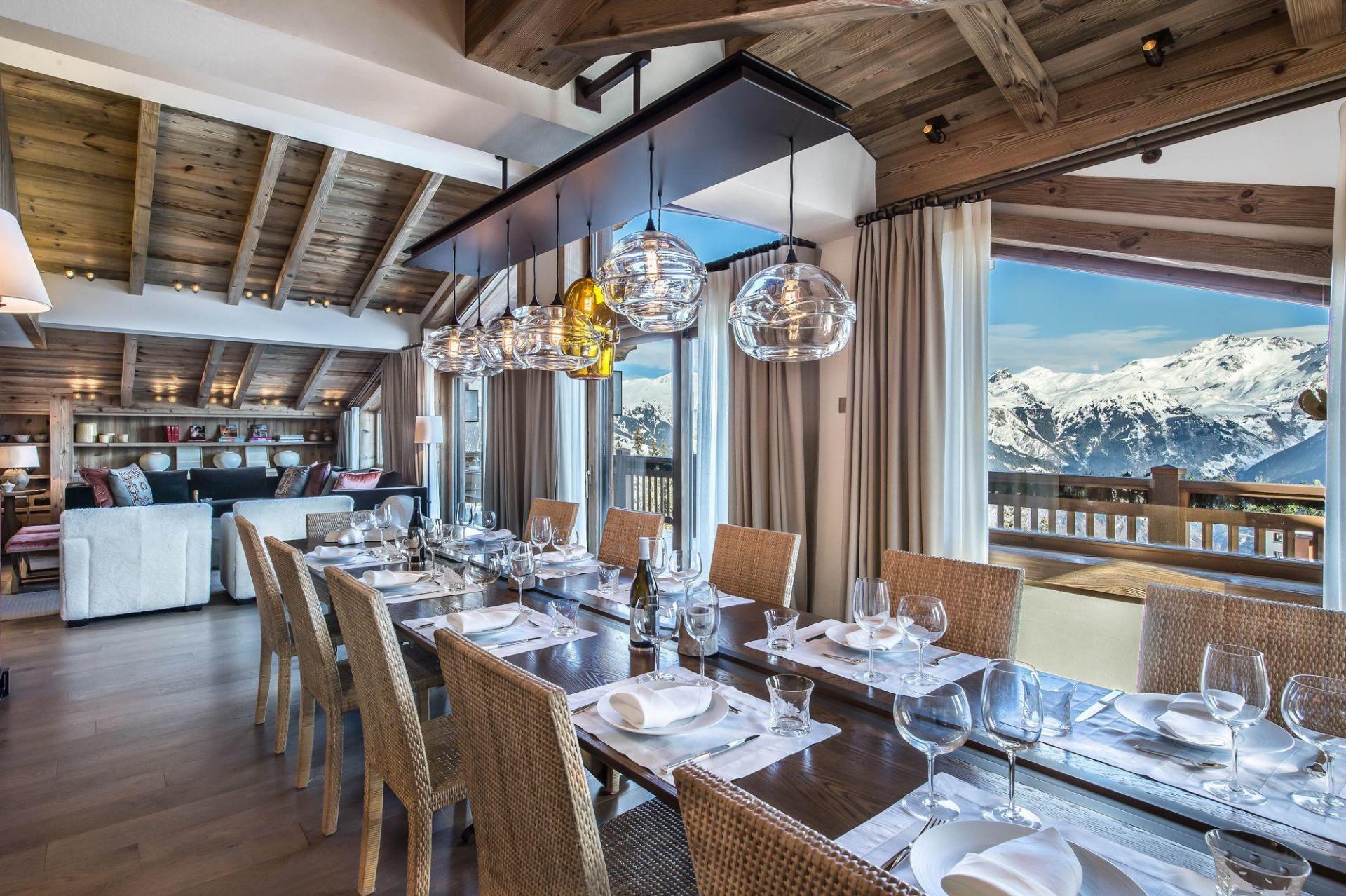 SPECTACULAR MOUNTAIN VIEWS FROM THE DINING ROOM IN CHALET DES CHENUS